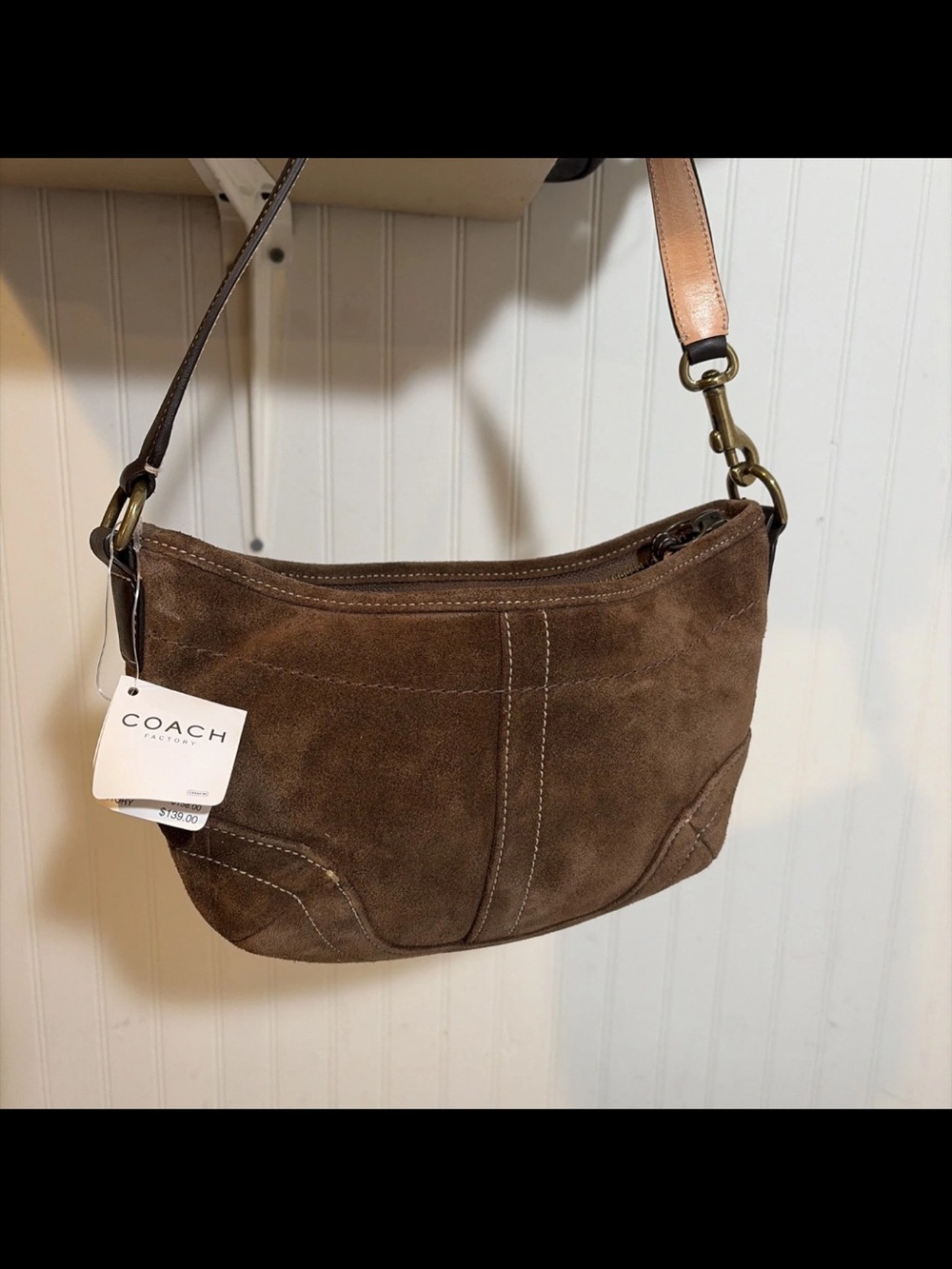 Coach Vintage Mini Hobo Shoulder Bag. Leather strap Brass hardware G043-4284
